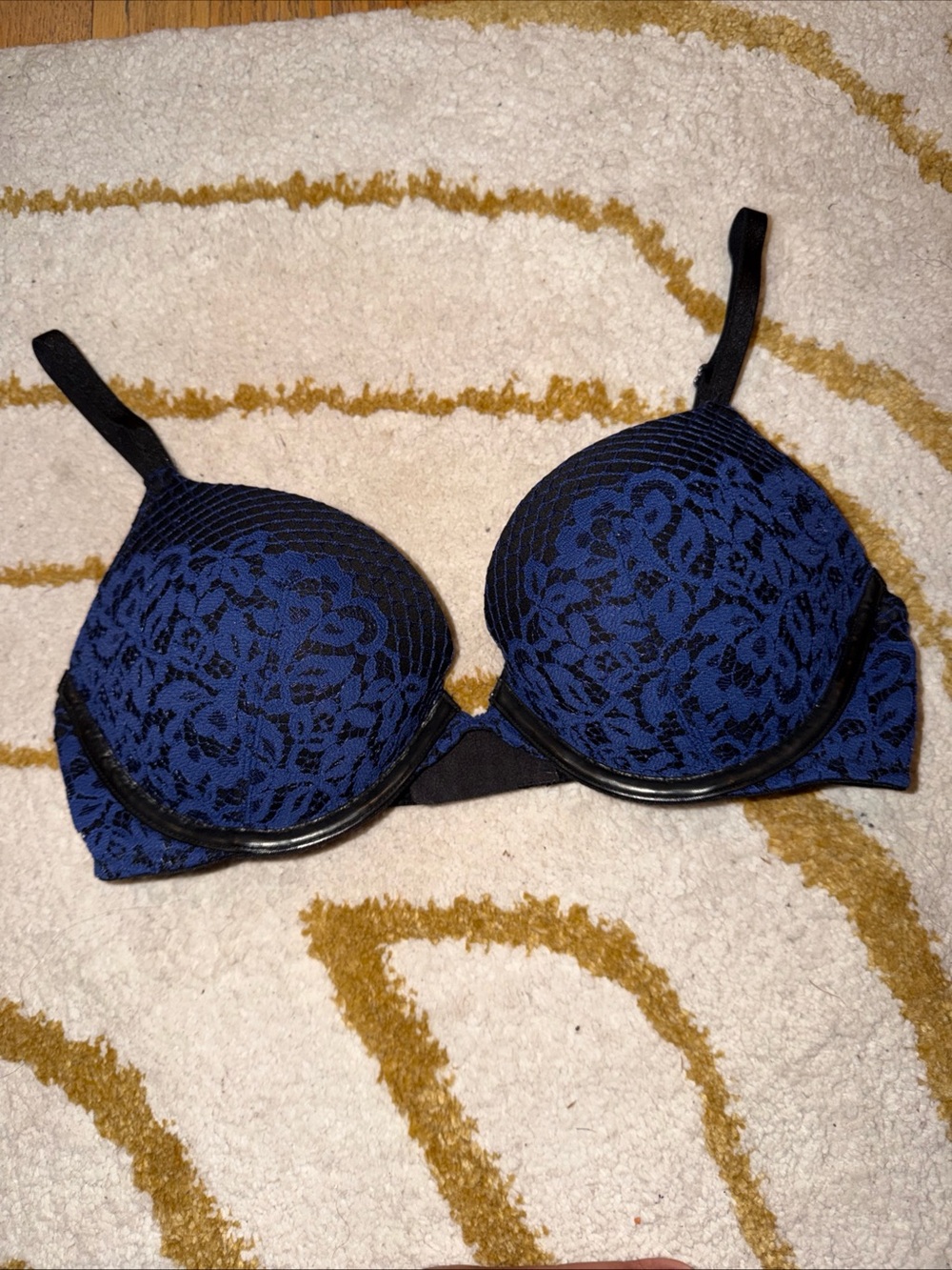 Victoria's Secret Very Sexy Scandalous Faux Leather Push-Up Bra Black Blue 34C